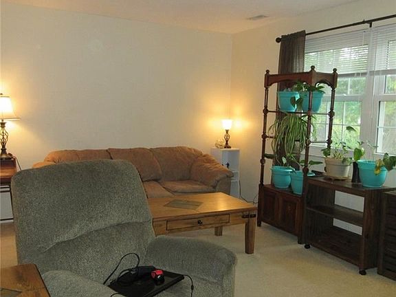 3rd image of 2800 Pease Dr APT 215