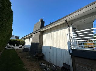 1361 Kamm Rd, Lynden, WA 98264