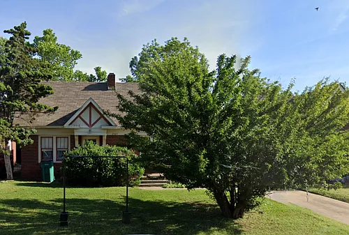 2527 NW 20th St Photo 1