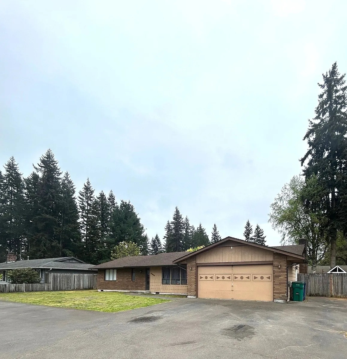 Building Photo - 4616 109th Pl NE