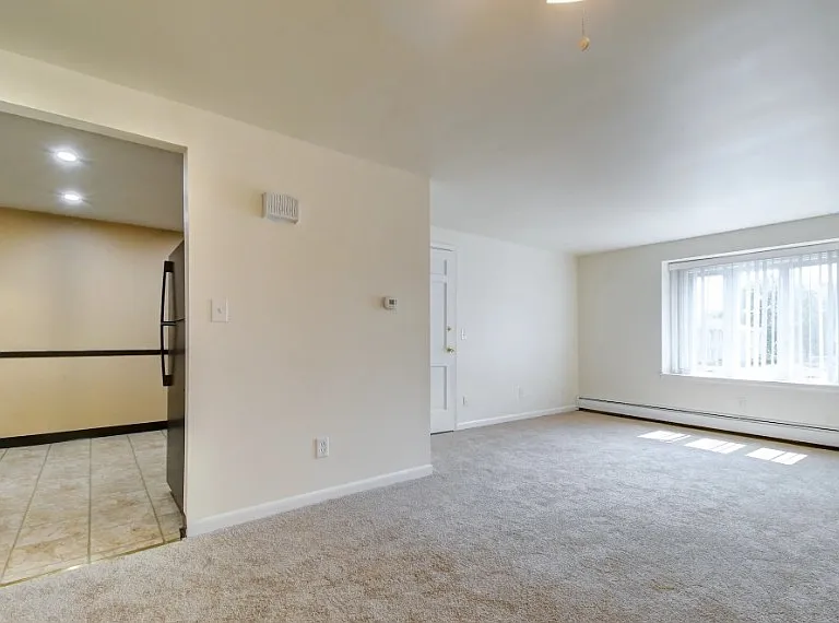 Beechwood Manor Apartments — Photo 14