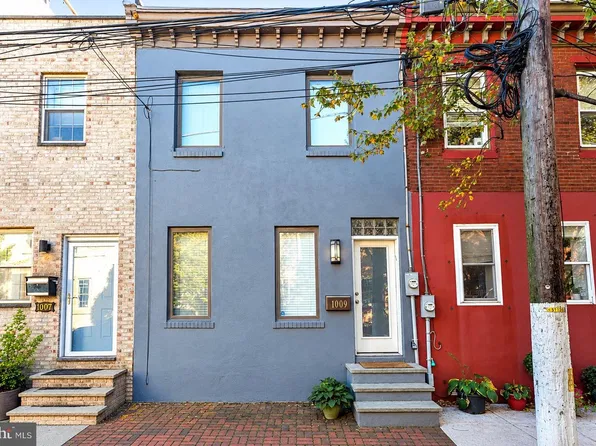 1009 S Chadwick St, Philadelphia, PA 19146
