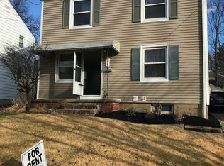 1577 Oakwood Ave, Akron, OH 44301