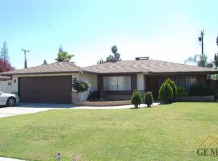 4815 Summertree Ln, Bakersfield, CA 93309