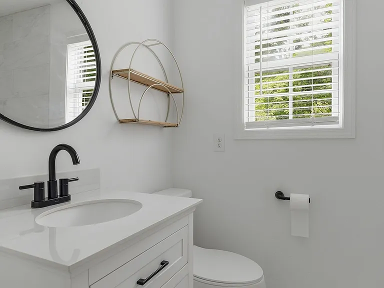 123 Vivian Dr — Photo 19