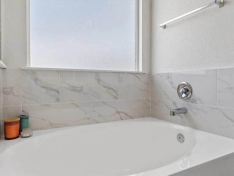 210 Texas Jack Dr — Photo 29