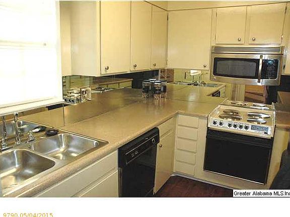 4th image of 808 Vestavia Villa Ct