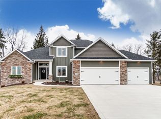 11623 Red Cedar Cv, Fort Wayne, IN 46845