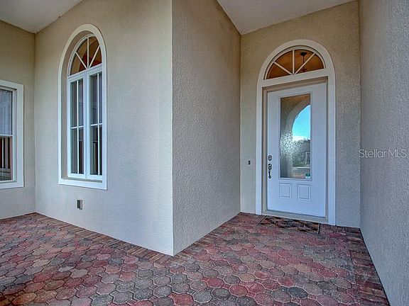 4th image of 38610 Lakeview Walk