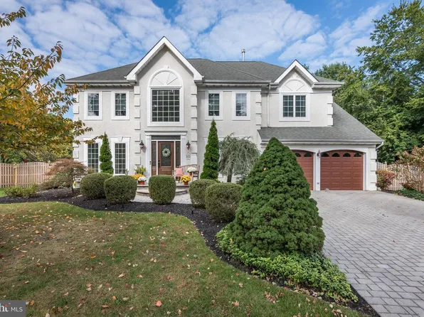 12 Butler Ct, Medford, NJ 08055