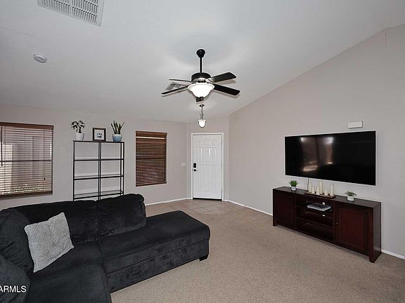 4th image of 42382 W HILLMAN Drive
