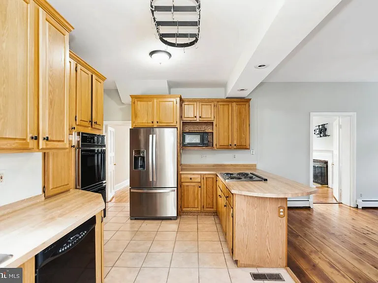 15615 Falls Rd — Photo 14