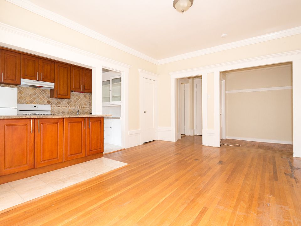 1st image of 721 Bush St #206F