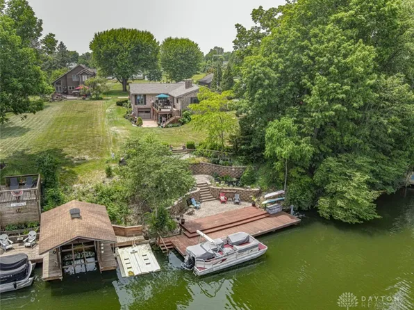 252 Lakengren Dr, Eaton, OH 45320