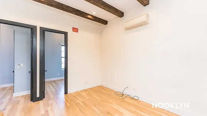 Rented by Nooklyn NYC LLC | media 10