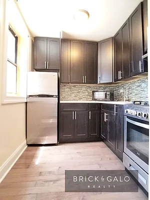 Rented by BRICK & GALO REALTY CORP | media 9