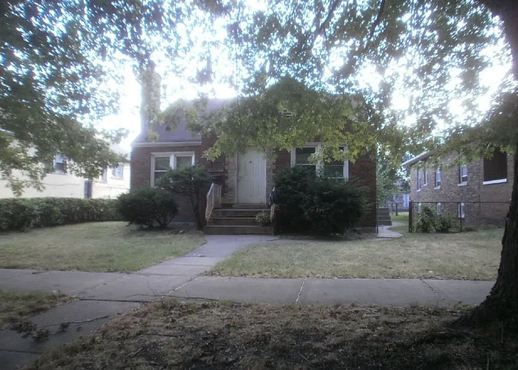 1415 Delaware St photo 1