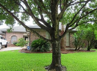 4618 Saint Andrews Dr, Baytown, TX 77521