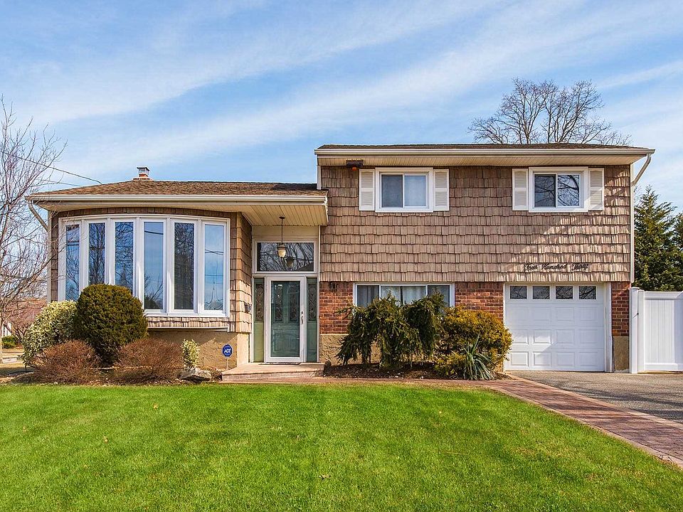 1st image of 430 N Bay Dr