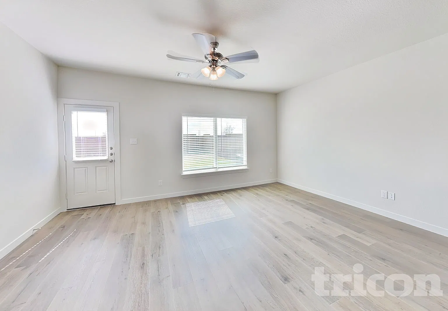 1321 Wind Drift Way Fort Worth TX — Photo 2