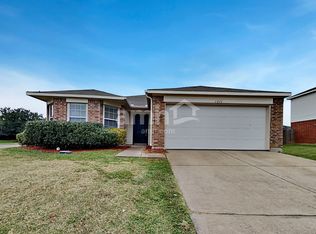 1211 Eagles Nest Trl, Krum, TX 76249