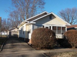 624 E Main St, Hoopeston, IL