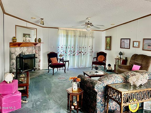 3rd image of 133 Pitts Road