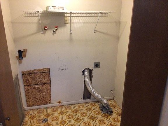Laundry Area - Washer and Dryer hookups