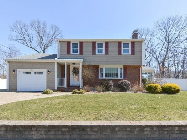161 Healey Ter, Brockton, MA 02301