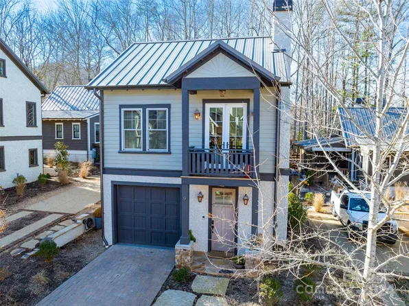 9 Fay Jones Ln, Black Mountain, NC 28711
