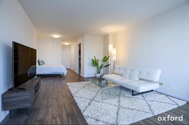 Rented by Oxford Property Group | media 21