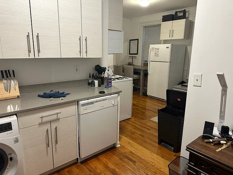 1452 N Greenview Ave #GF — Photo 3