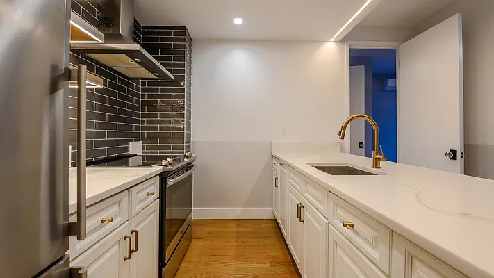 Rented by Nooklyn NYC LLC | media 33