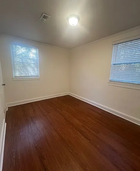 208 Crestfield Rd — Photo 7