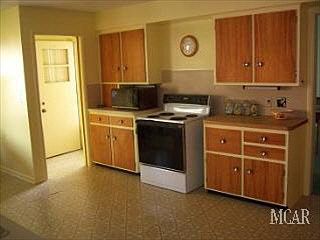 4th image of 1433 Hollywood Dr