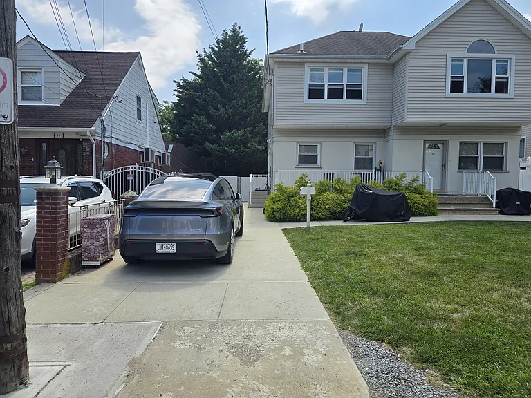 46 Adams Ave #2 — Photo 1