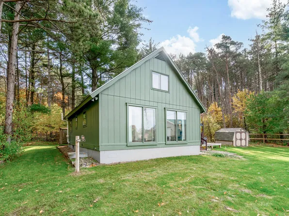 10715 Q Ave, Mattawan, MI 49071