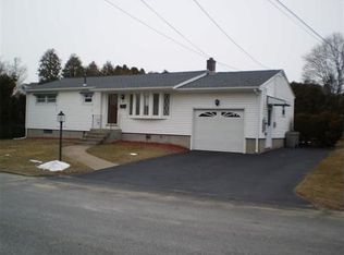 1 Ledgemont Ct, West Warwick, RI 02893