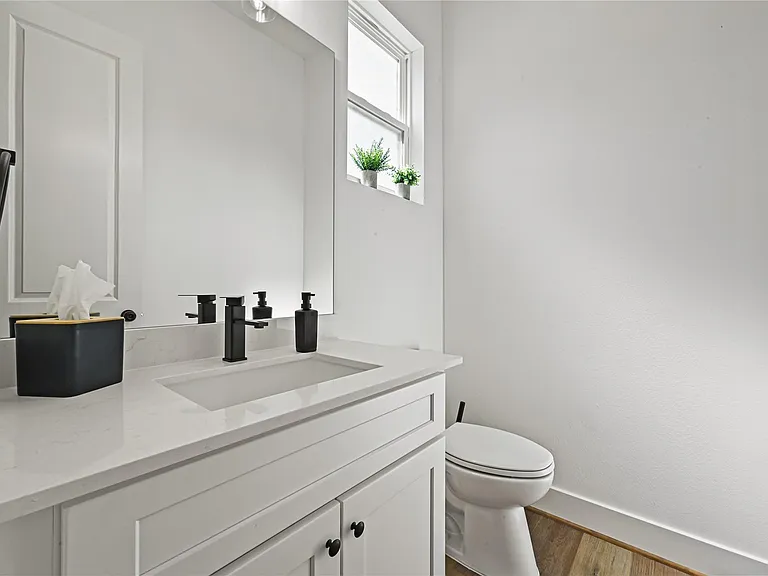 6530 Goldspier St — Photo 15