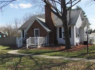 4140 Schwinn Dr, Dayton, OH 45404