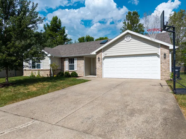 1413 Kinloch Ct, Columbia, MO 65203