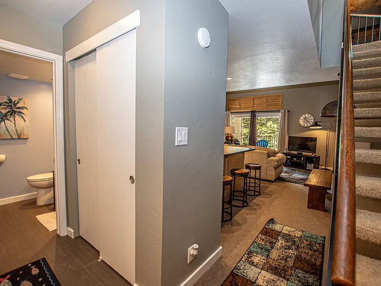 5101 N Lake Blvd #40 — Photo 11
