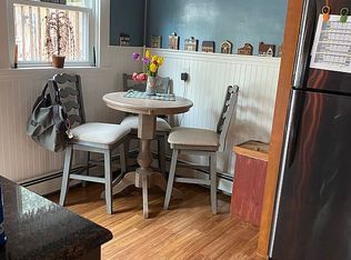 8 Maple St, Hopedale, MA 01747