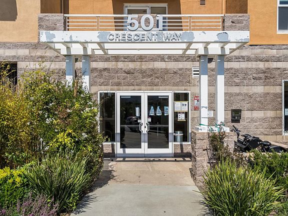 2nd image of 501 Crescent Way APT 5112