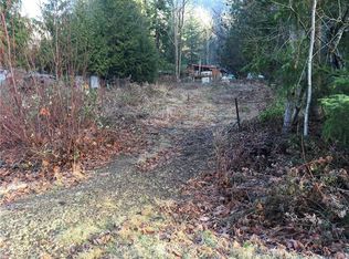 7964 Santa Fe Trl, Maple Falls, WA 98266