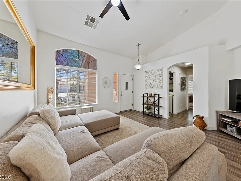 9848 Lenox Crest Pl — Photo 18