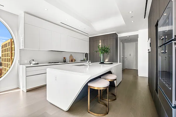 Sold by Corcoran | media 19