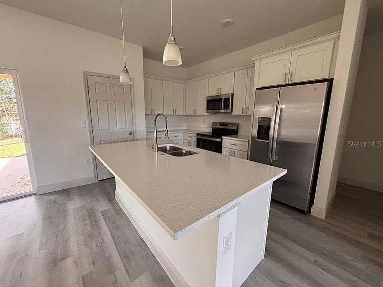 7908 N Galena Ave — Photo 8