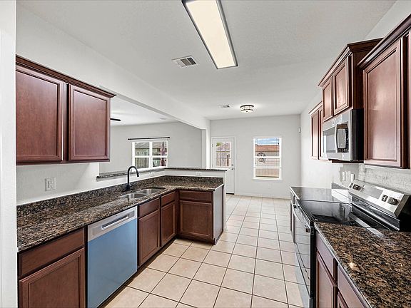 4th image of 20535 Marker Ridge Dr