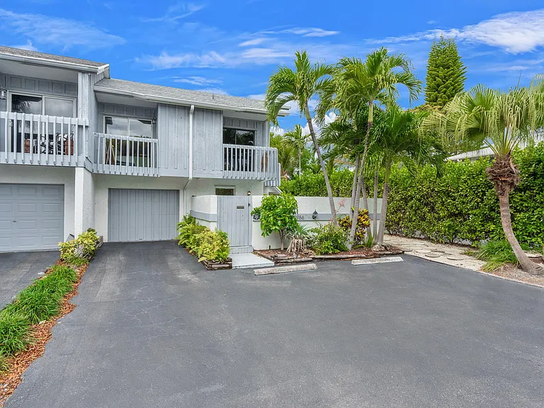 2956 Florida Blvd — Photo 6